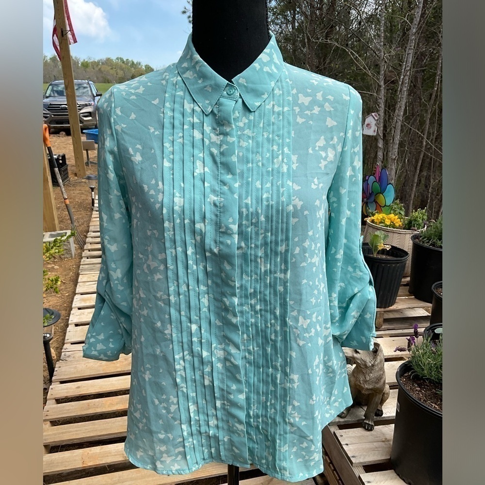 Lauren Conrad top. Button down. Size S. Blue with white butterflies.